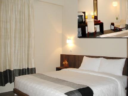 Holiday Hotel Phnom Penh Zewnętrze zdjęcie